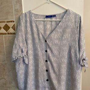 White and black striped shirt, XL, Apt. 9 brand